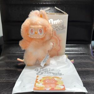 HAPPINESS ~ BIG INTO ENERGY ~ POPMART AUTHENTIC